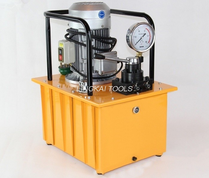 Enkeltaksjonstype Elektrisk høytrykkspumpe 220W / 380W 700 Bar 50HZ